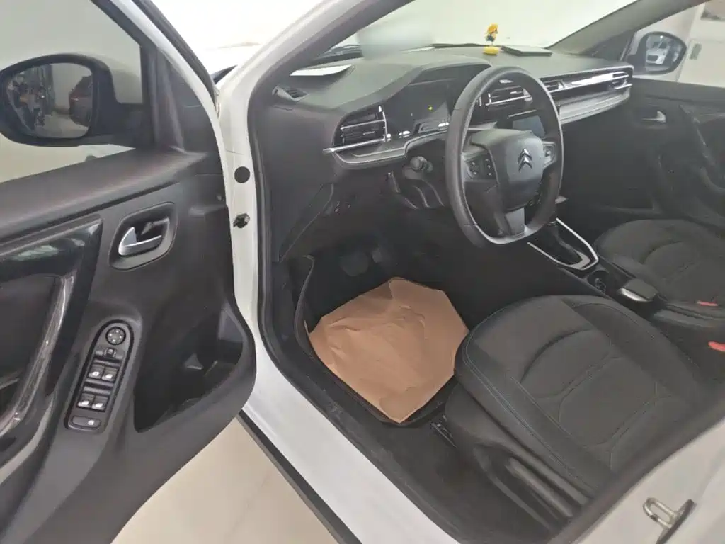 Citroen C3-XR — миниатюра 16