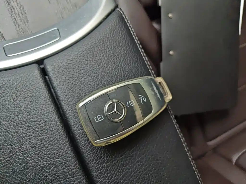 Mercedes-Benz GLC — миниатюра 9
