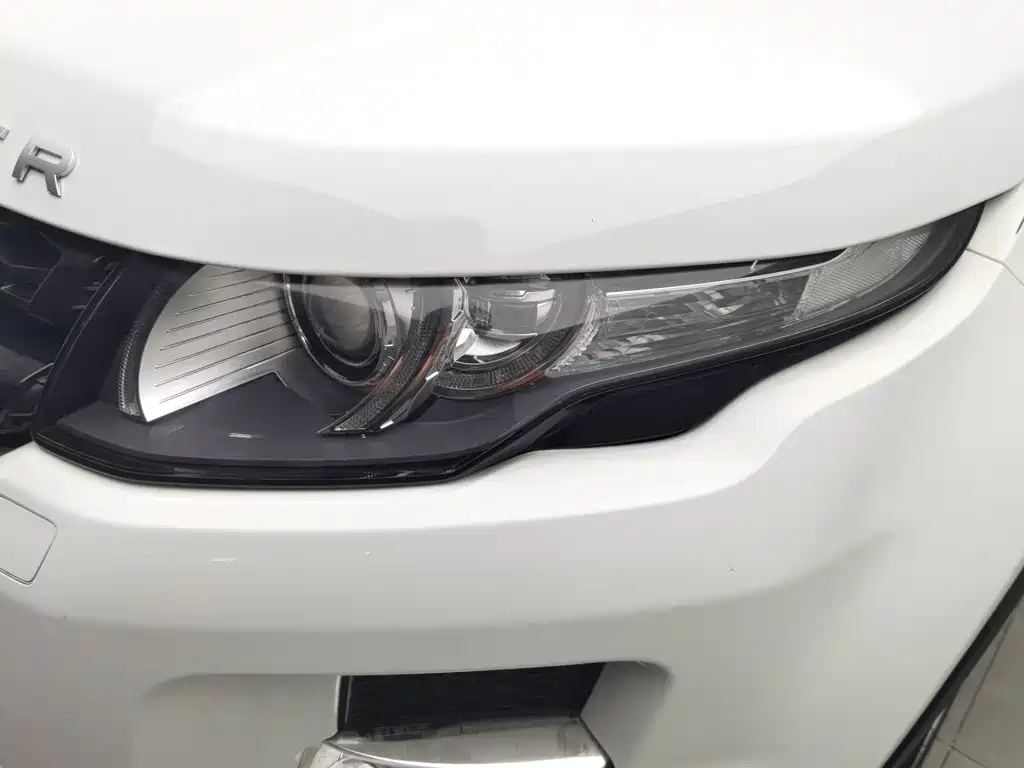 Land Rover Evoque (Import) — миниатюра 7