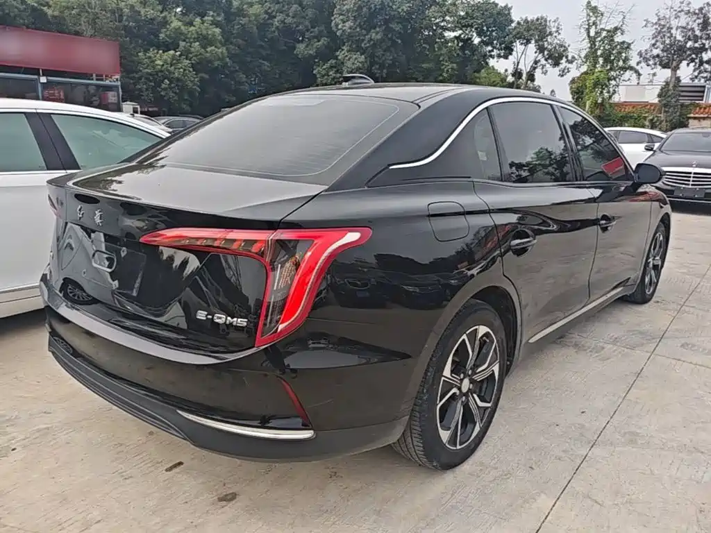 Hongqi Hongqi E-QM5 — миниатюра 5