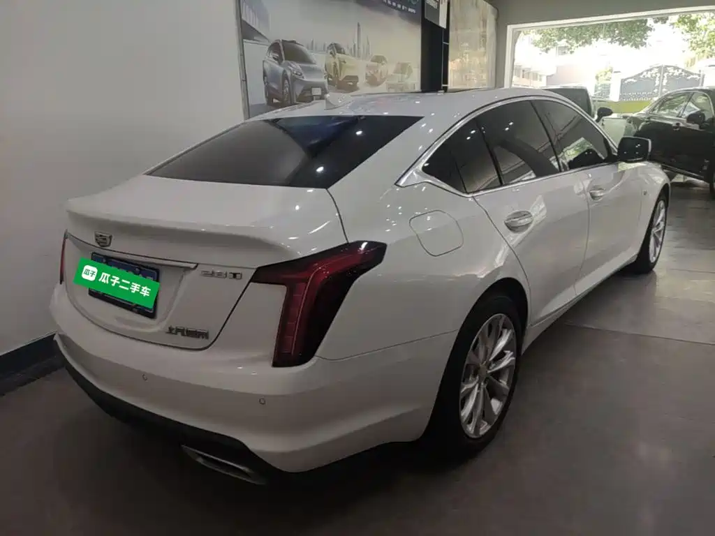 Cadillac CT5 — миниатюра 7
