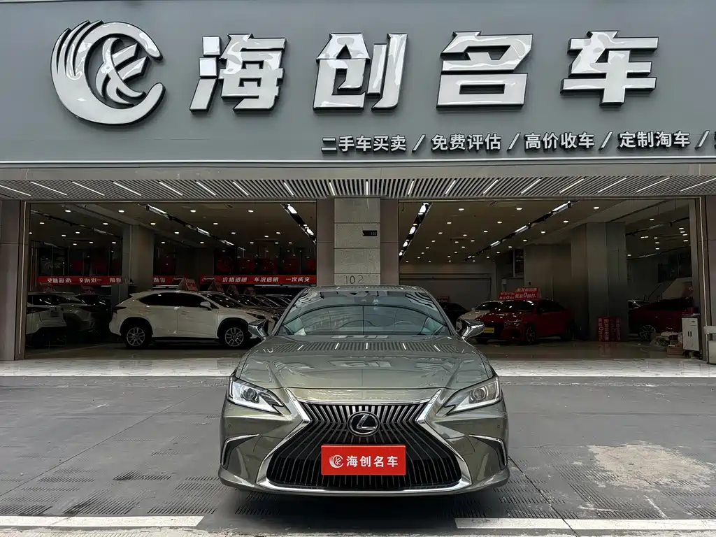 Lexus ES — миниатюра 2