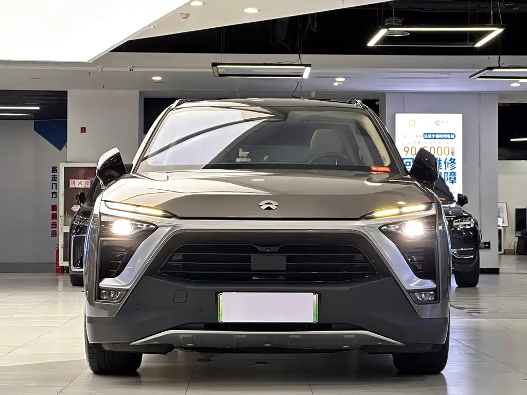 NIO ES8 — миниатюра 3