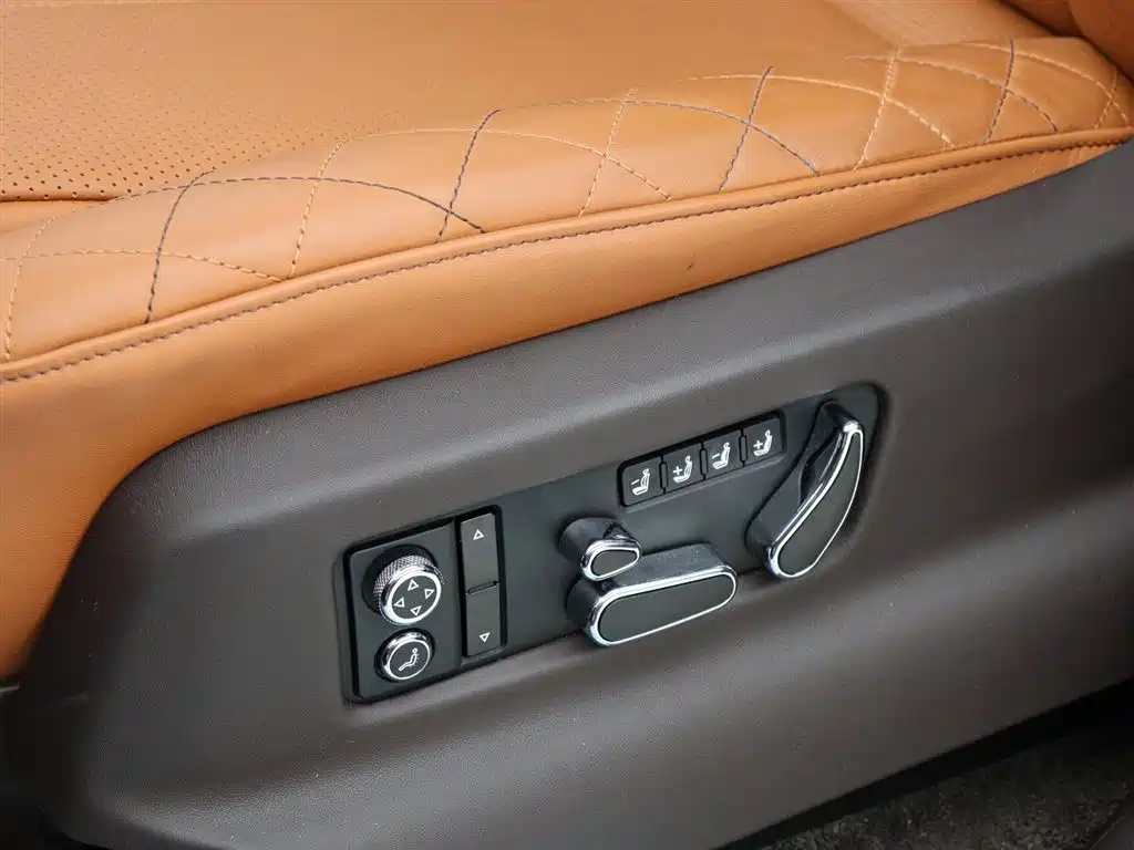 Bentley Bentayga 2018 4.0T V8