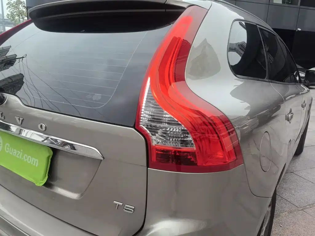 Volvo XC60 (Import) — миниатюра 8