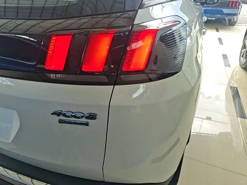Peugeot 4008 — миниатюра 8
