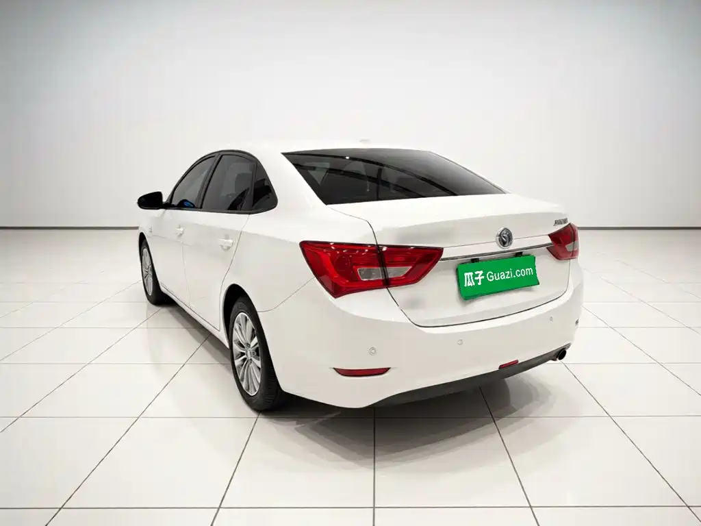 Buick Excelle — миниатюра 4