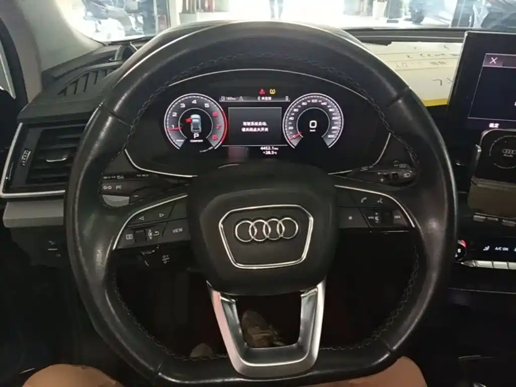 Audi Q5L — миниатюра 11