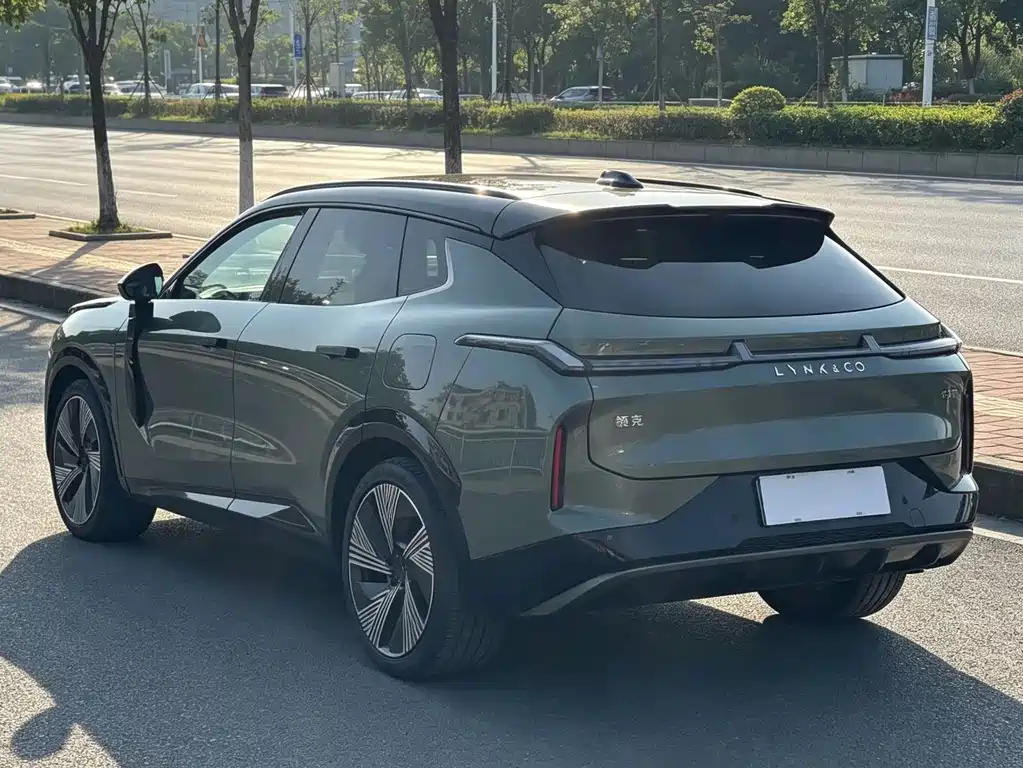 Lynk & Co 08 EM-P — миниатюра 7