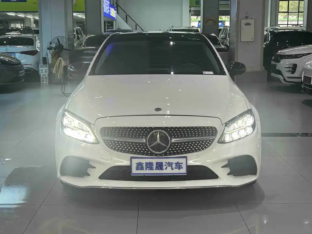 Mercedes-Benz C-Class — миниатюра 2