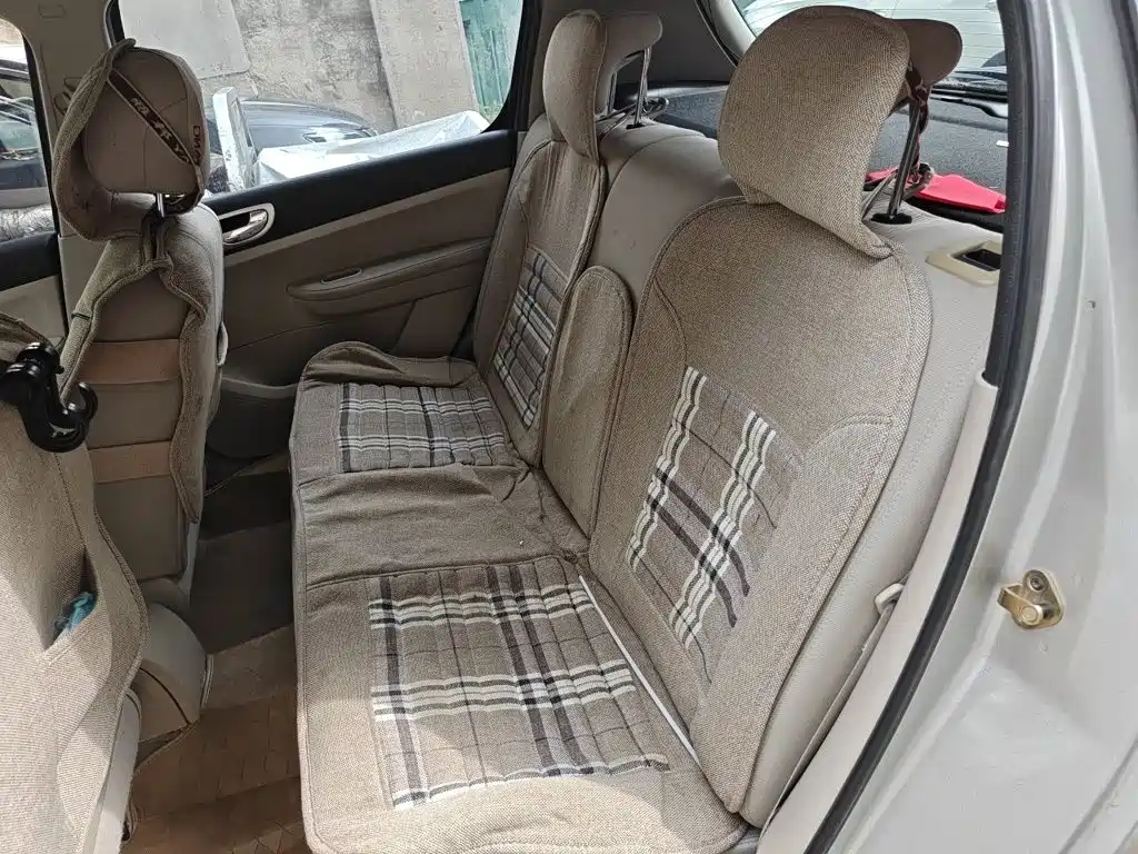 Peugeot 307 — миниатюра 13