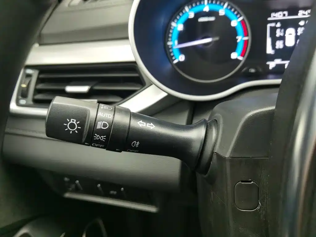 Geely Emgrand — миниатюра 21