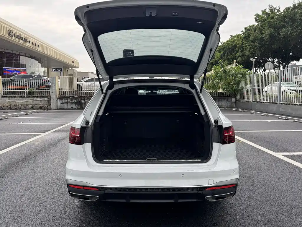 Audi A4 (Import) — миниатюра 8