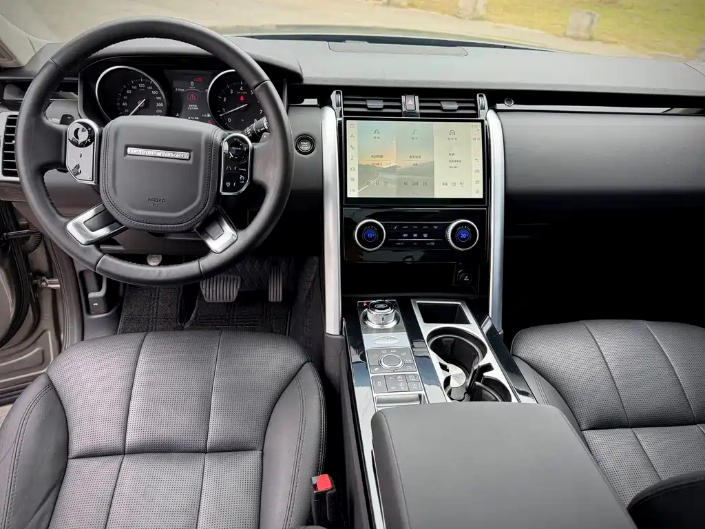 Land Rover Discovery — миниатюра 9
