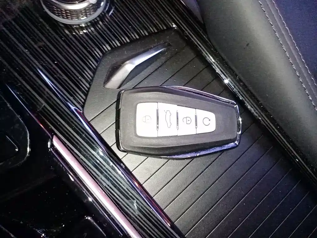 Geely Xingyue L — миниатюра 9