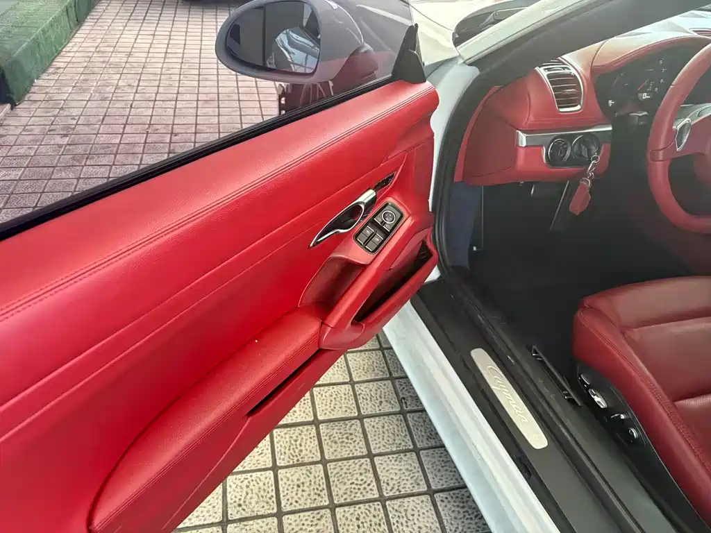 Porsche Cayman — миниатюра 7