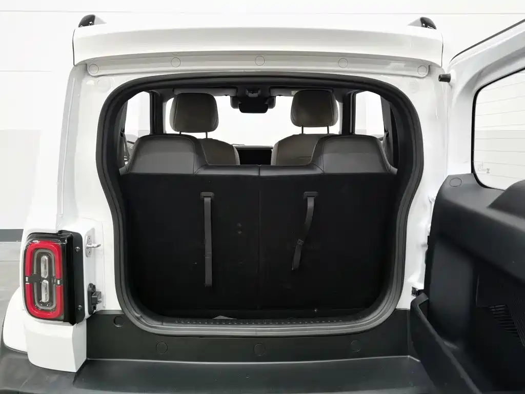 Baojun Yueye — миниатюра 16