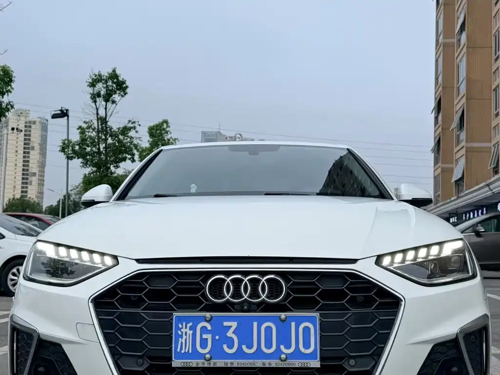 Audi A4L — миниатюра 2