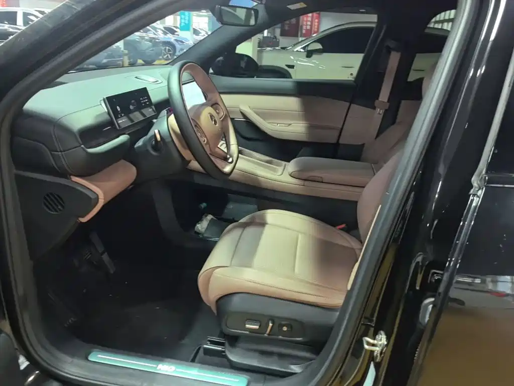 NIO ES6 — миниатюра 15