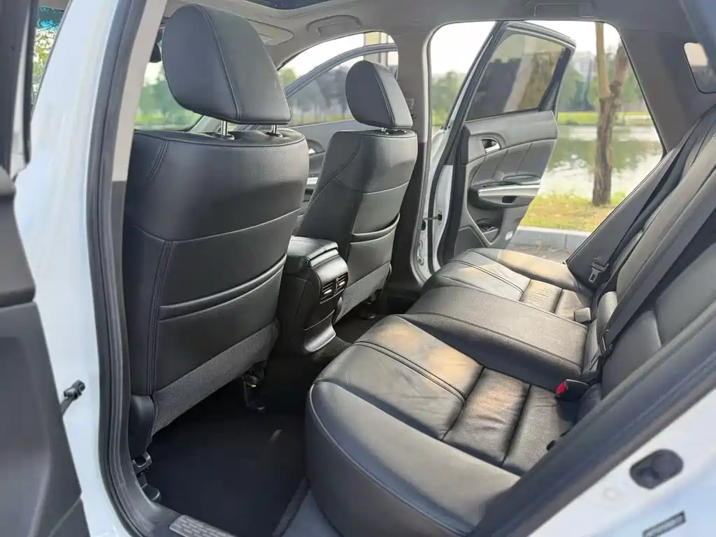 Honda Crosstour — миниатюра 5