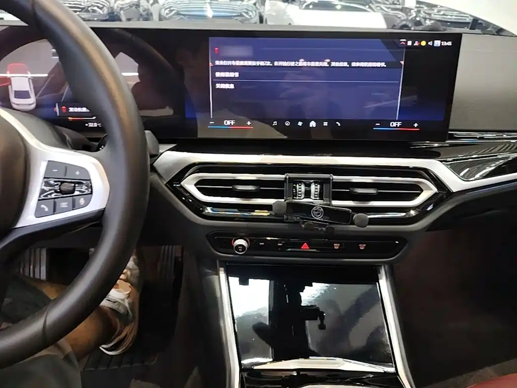 BMW i3 — миниатюра 10