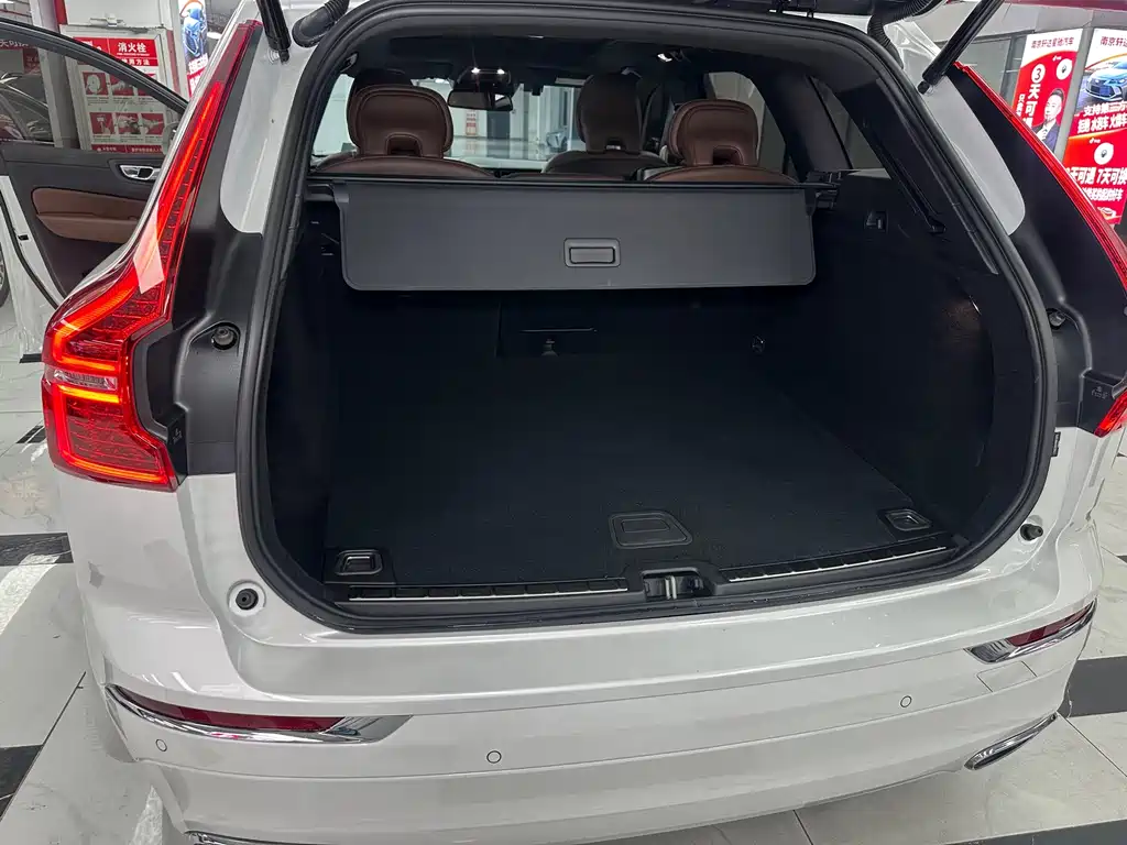 Volvo XC60 — миниатюра 20