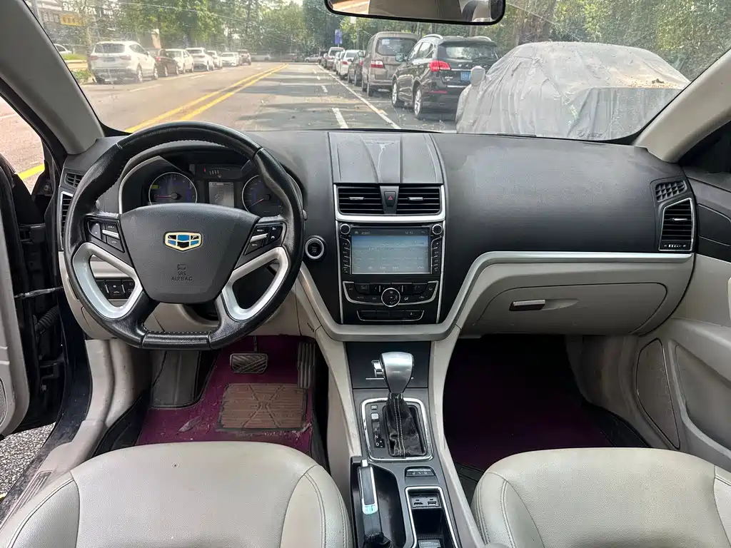 Geely Emgrand — миниатюра 7