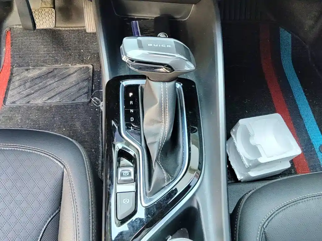 Buick Verano — миниатюра 14