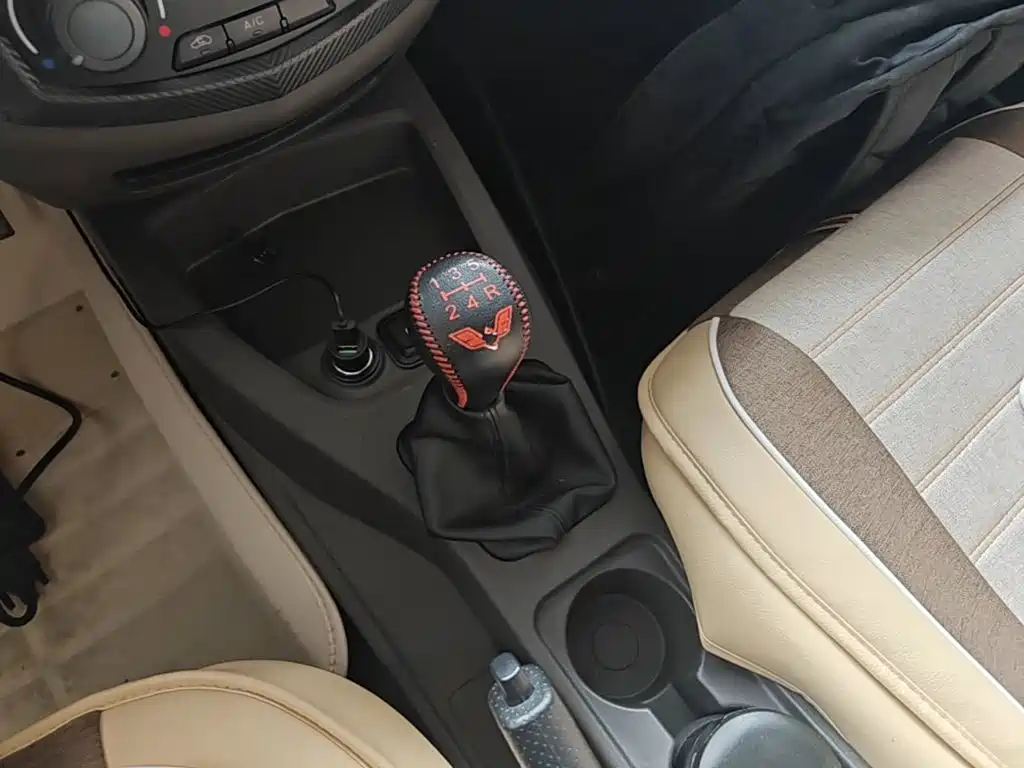 Wuling Hongguang — миниатюра 14
