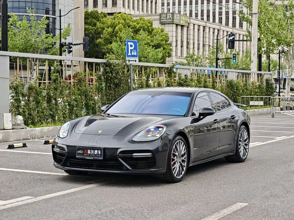 Porsche Panamera 2017