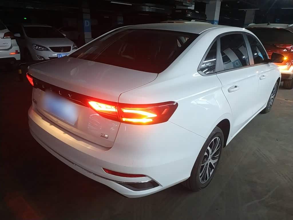 Geely Emgrand 1.5 л 2025 г. Белый, пробег 3400 км