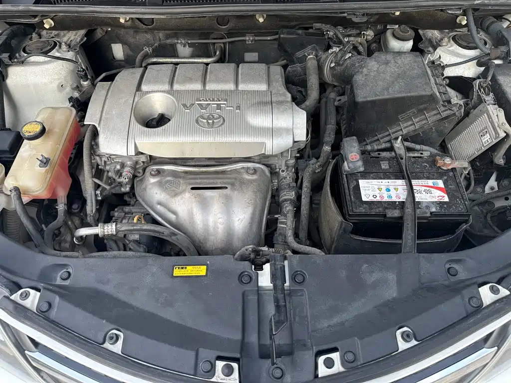 Toyota RAV4 — миниатюра 13