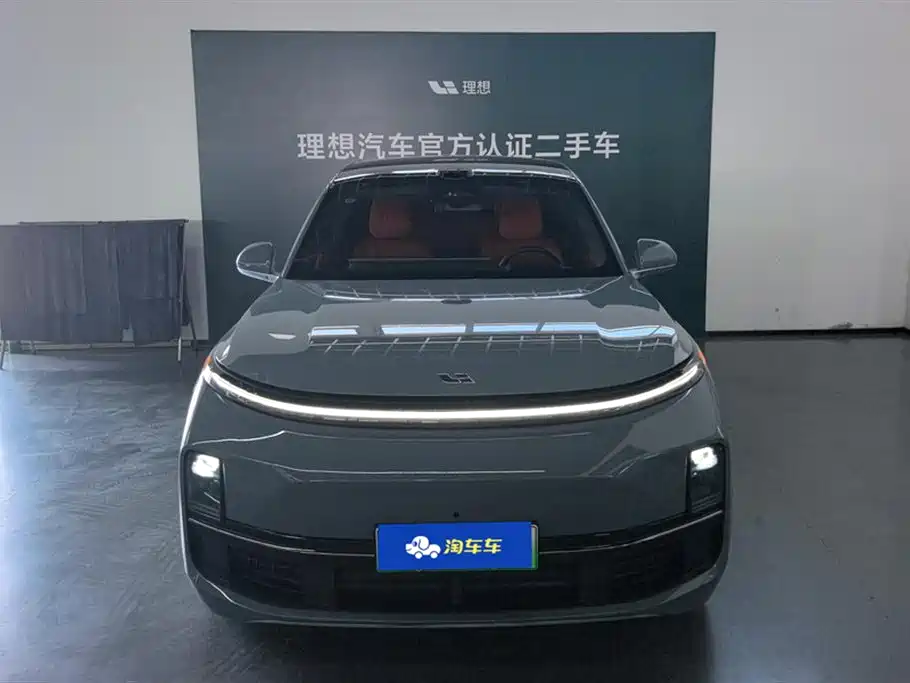 Li Auto L8 2025 Ultra