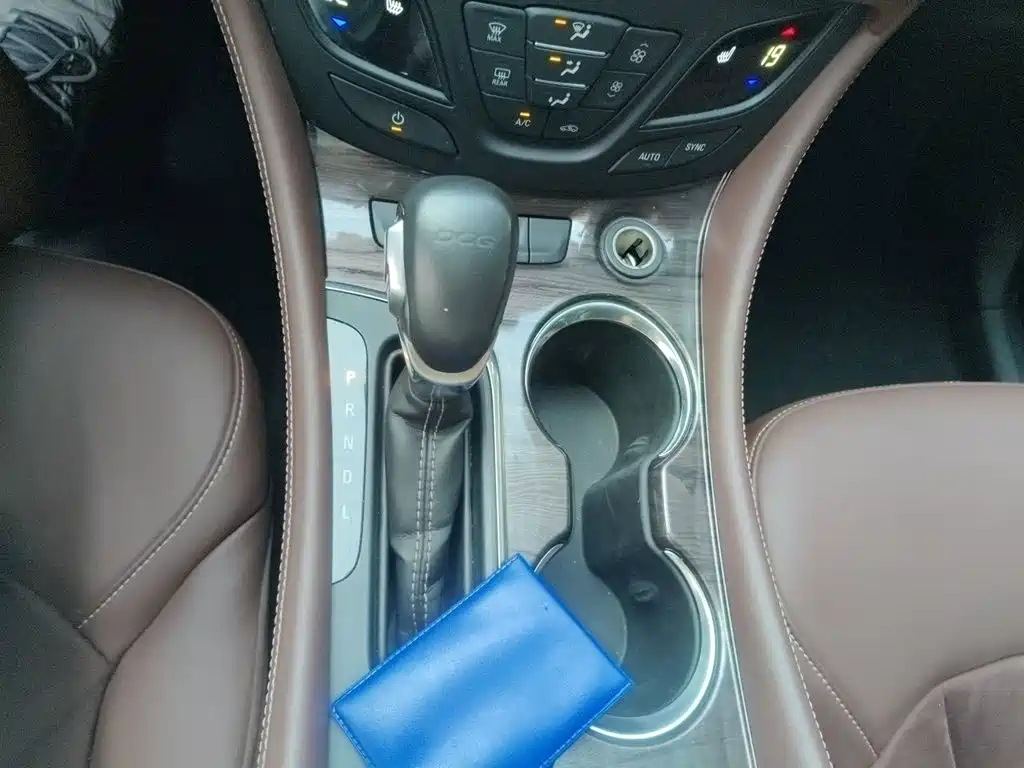 Buick Envision Plus — миниатюра 15