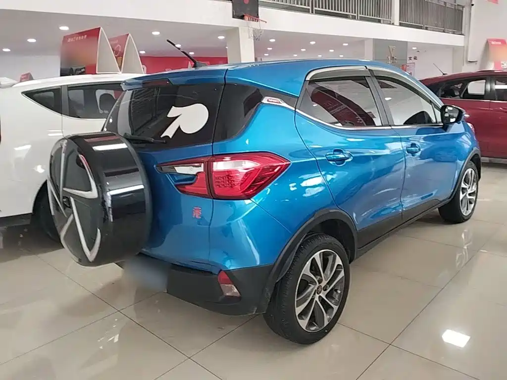 BYD Yuan — миниатюра 7