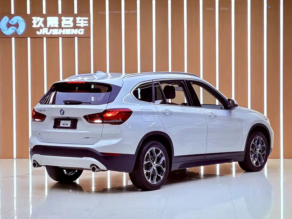 BMW X1 — миниатюра 20
