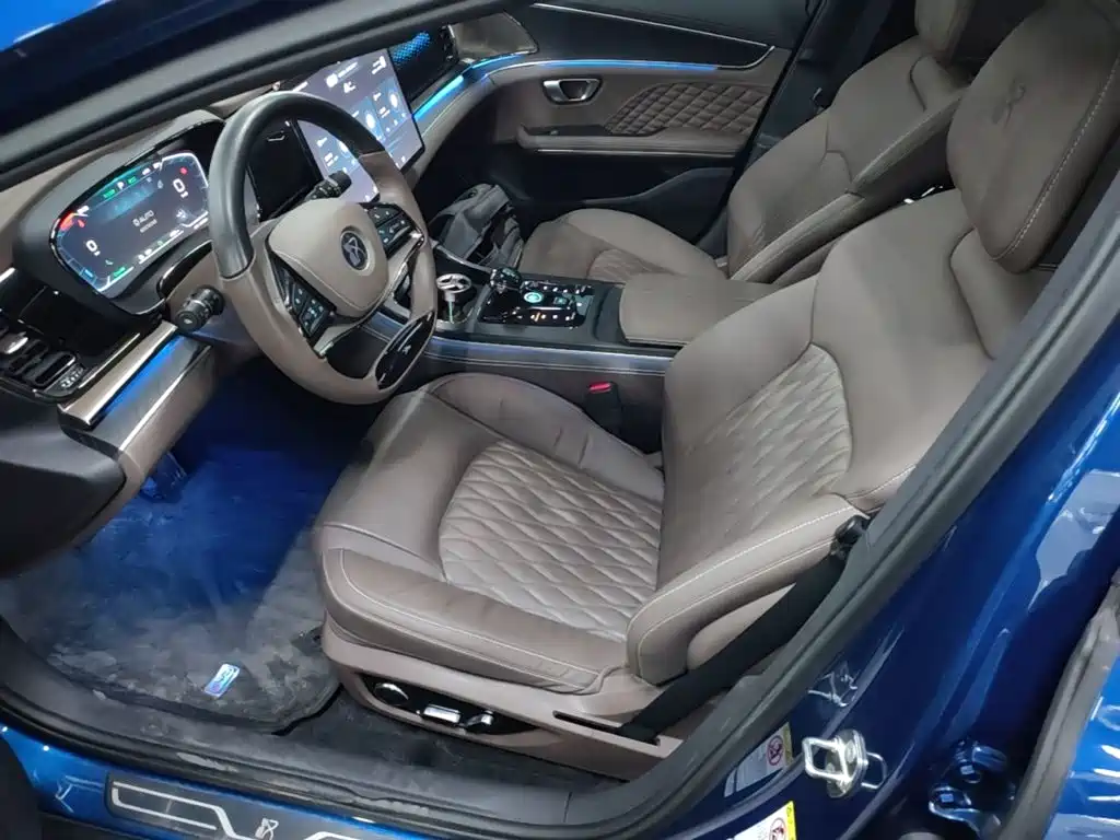 BYD Han — миниатюра 15