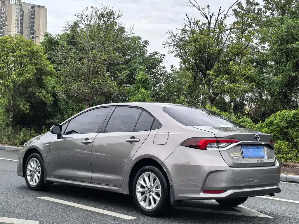 Toyota Corolla — миниатюра 6