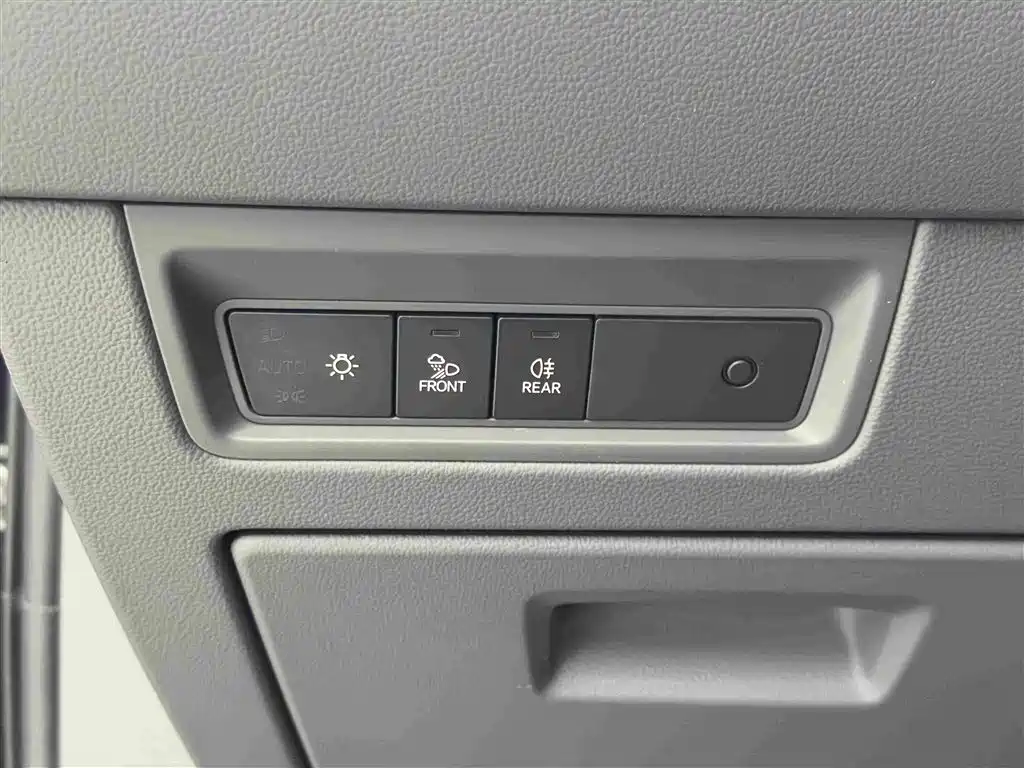 Volkswagen Touareg — миниатюра 19