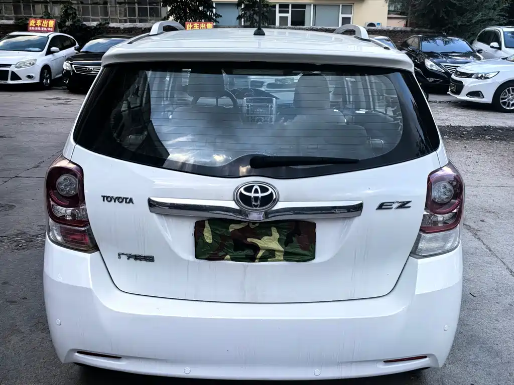 Toyota Verso — миниатюра 8