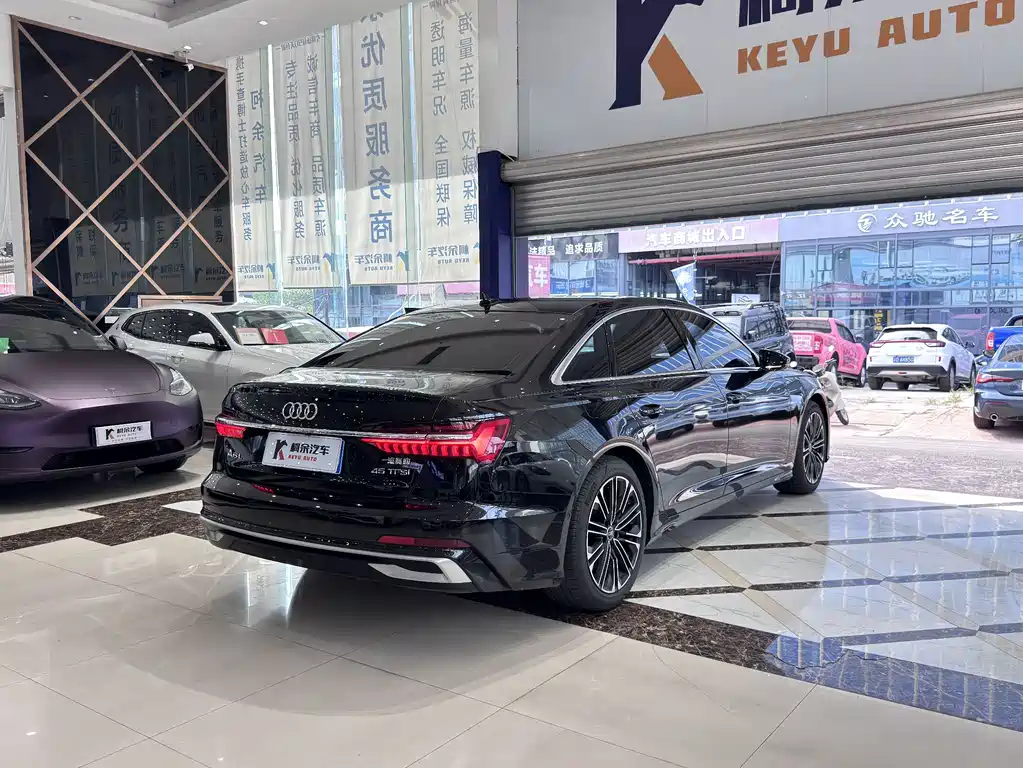 Audi A6L — миниатюра 13