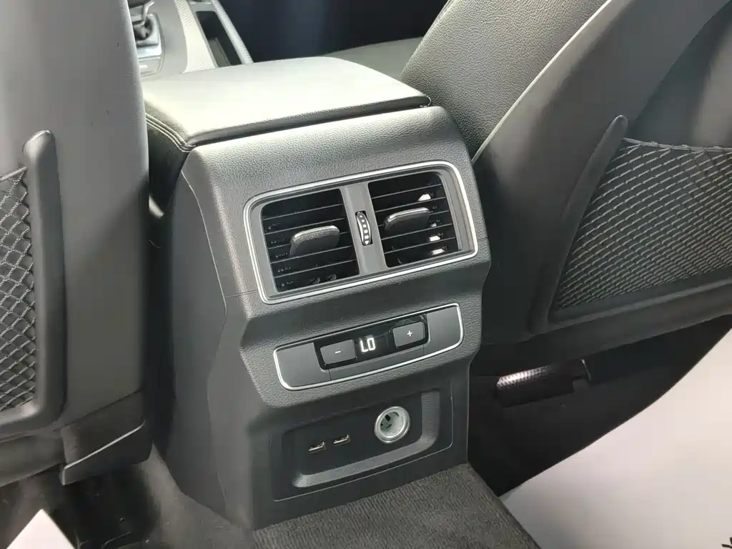 Audi Q5L — миниатюра 14