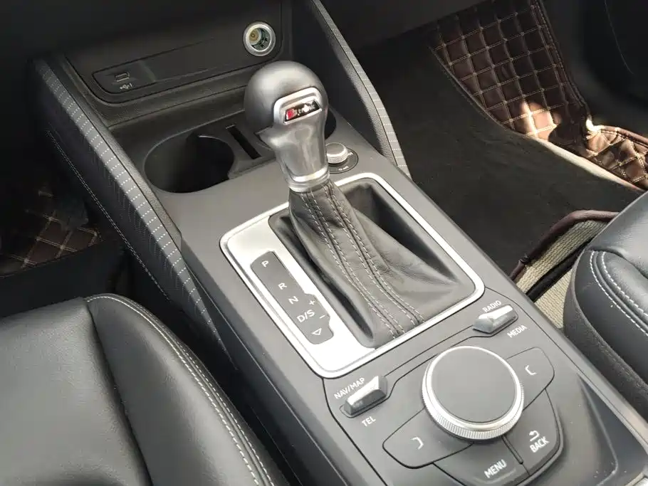 Audi Q2L — миниатюра 16