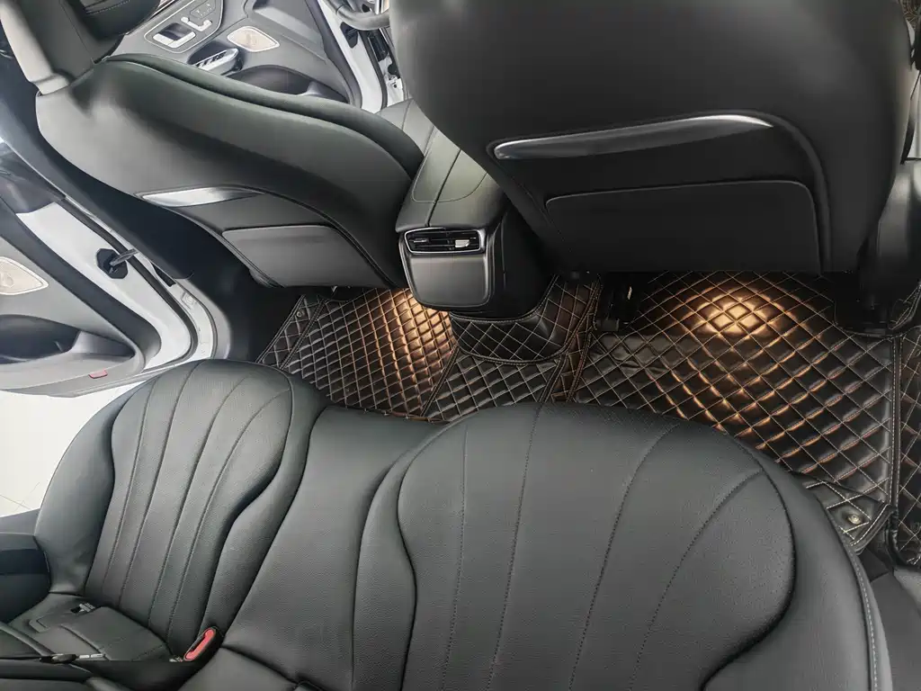Mercedes-Benz EQE — миниатюра 12