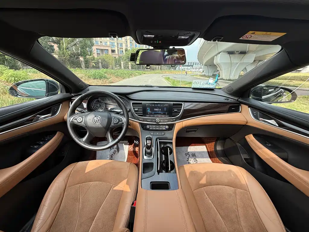 Buick LaCrosse — миниатюра 11