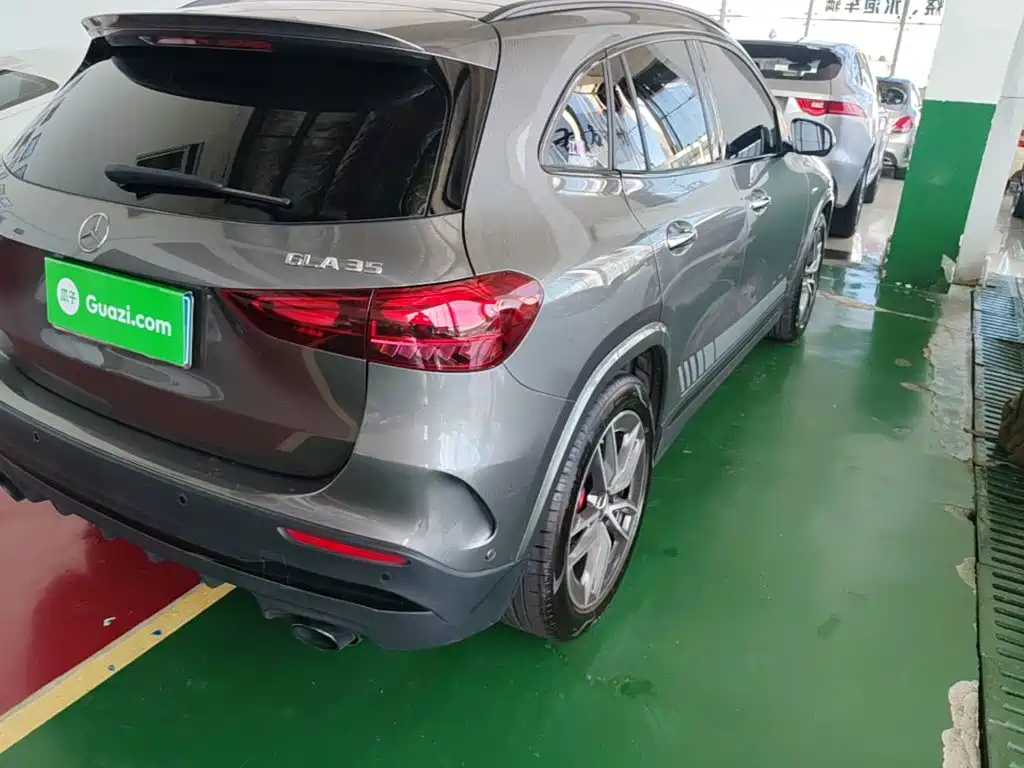 Mercedes-Benz GLA AMG — миниатюра 8