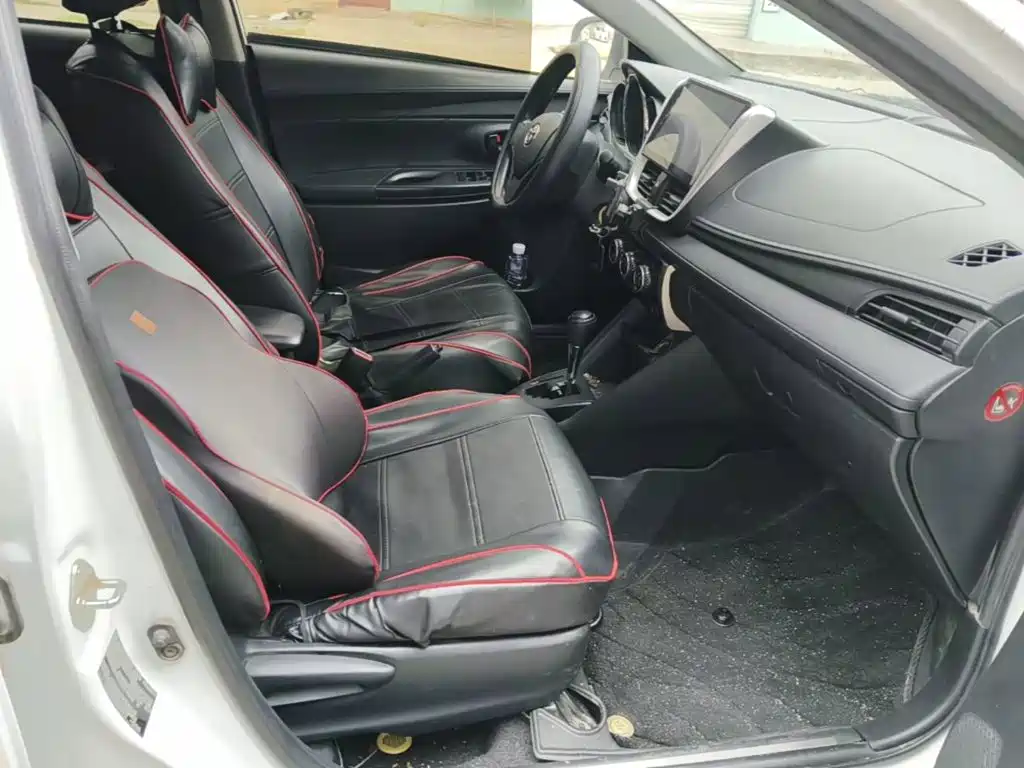 Toyota Yaris L — миниатюра 25