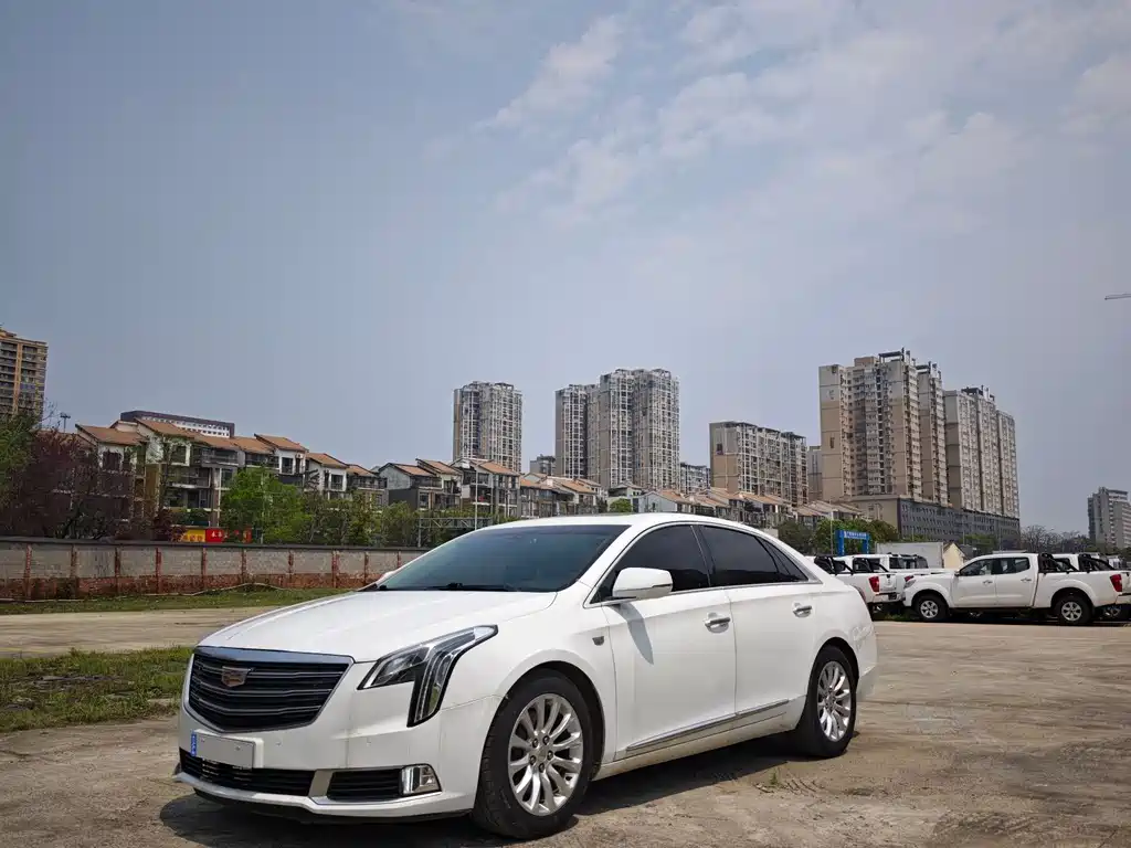 Купить Cadillac XTS