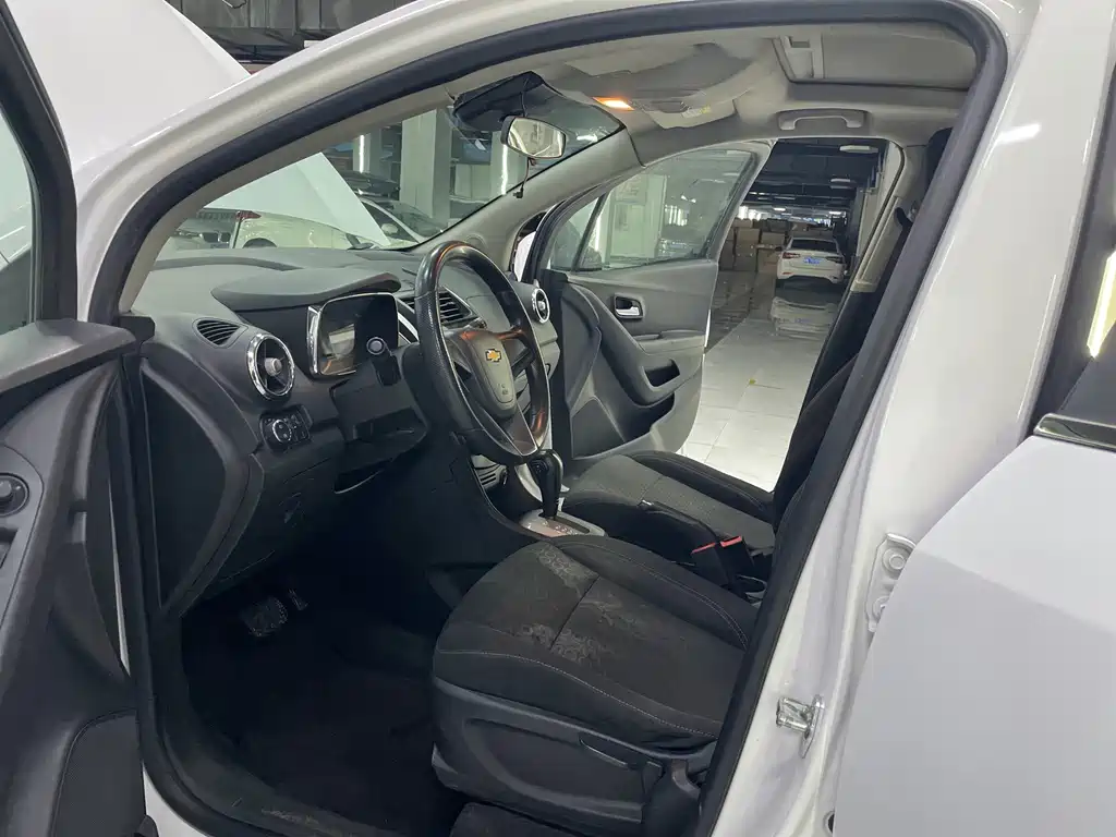 Chevrolet Trax — миниатюра 8