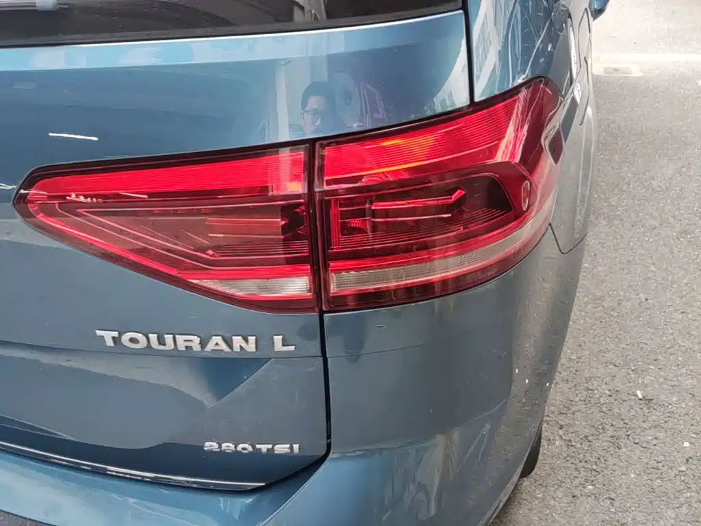 Volkswagen Touran — миниатюра 8
